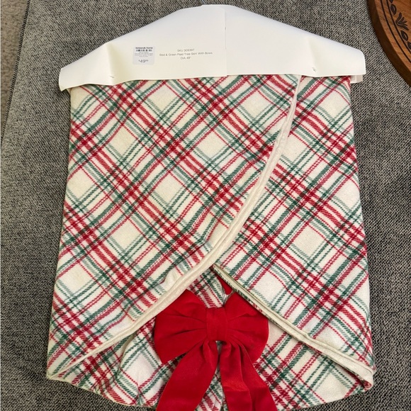 Red Plaid Christmas Tree Skirt with Bows NWT - Picture 2 of 4